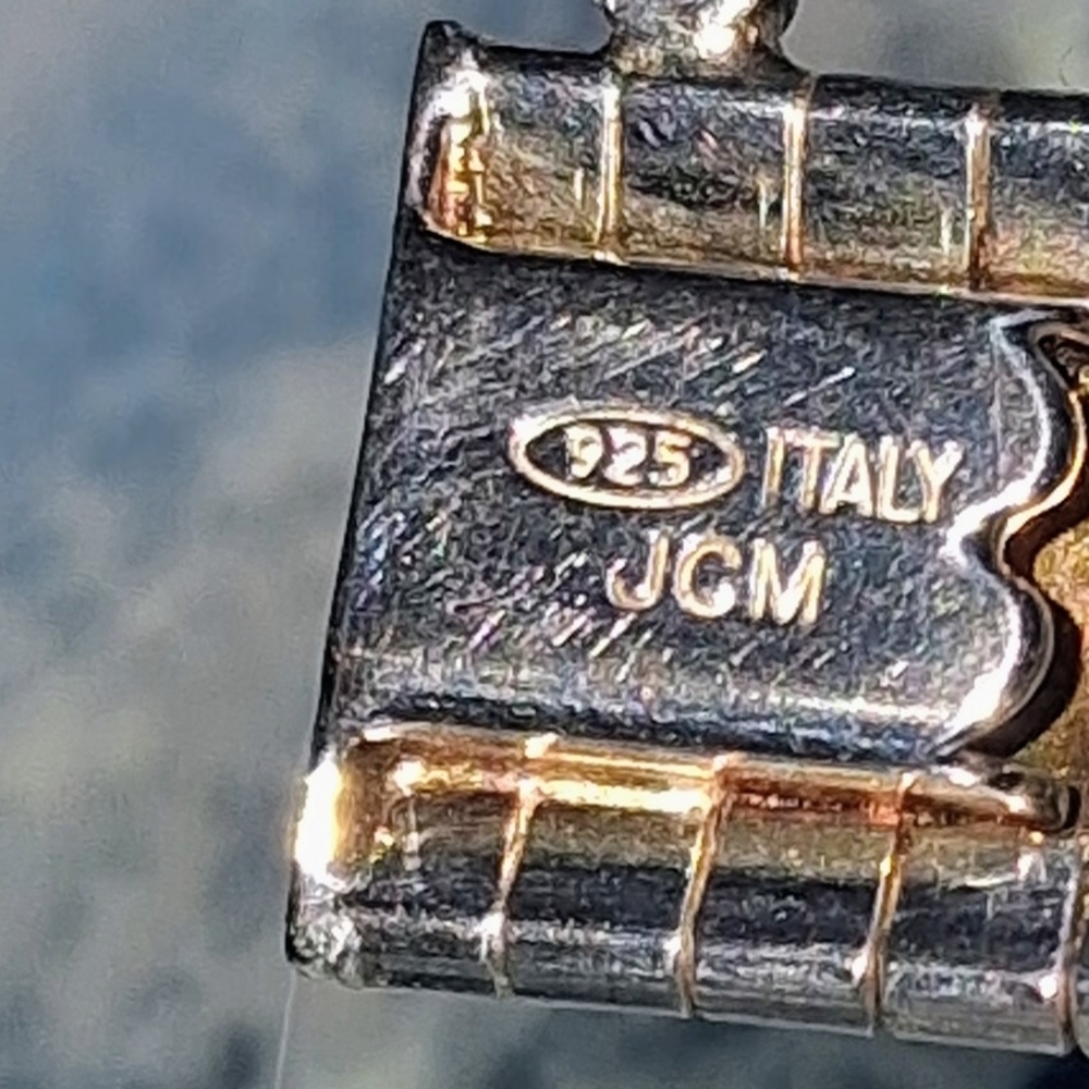 Stylish Silver Geometric Bracelet - image 5